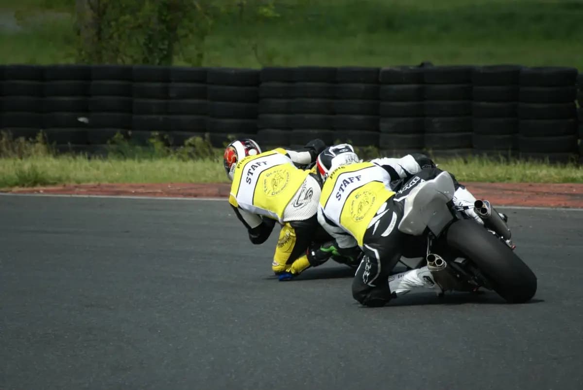 Track Day WE Roulage/Coaching perfectionnement pilotage Piste Club Magny-Cours